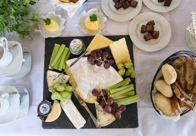 Canapés and plated dishes